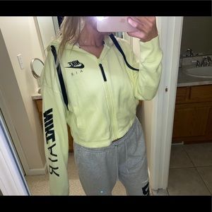 Nike Air Cropped Zip-Up Hoodie